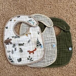 Little Unicorn Muslin Bibs (Set of 3)